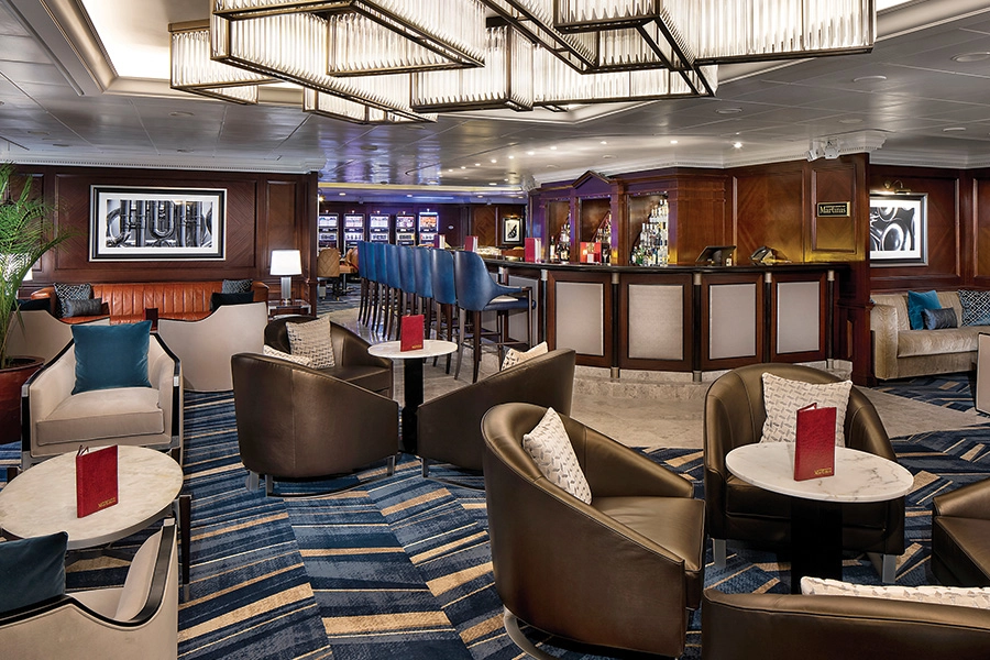 Desire Cruises DHSC28 Bars Martinis 900x600px