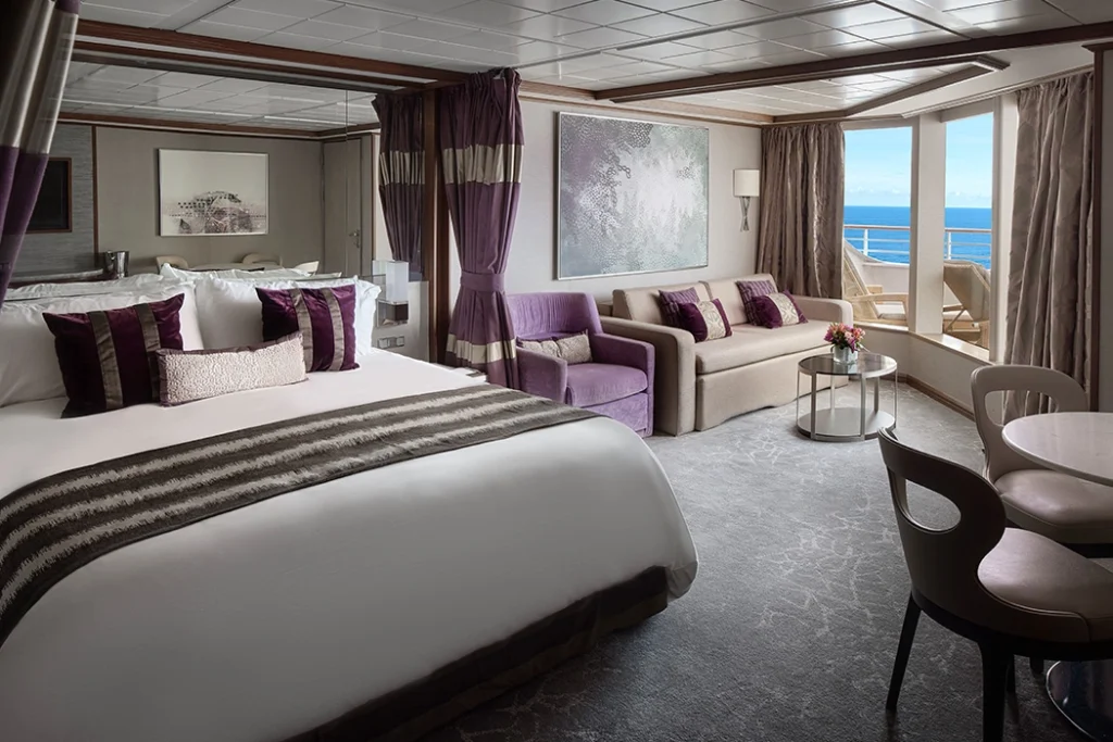 Temptation Cruises Suites Luxury Penthouse Deck 9 10 01 1050x700px 4 1024x683 1
